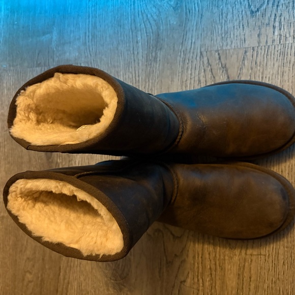 UGG Chocolate Brown Mid-Calf Sheepskin Boots - Picture 5 of 11